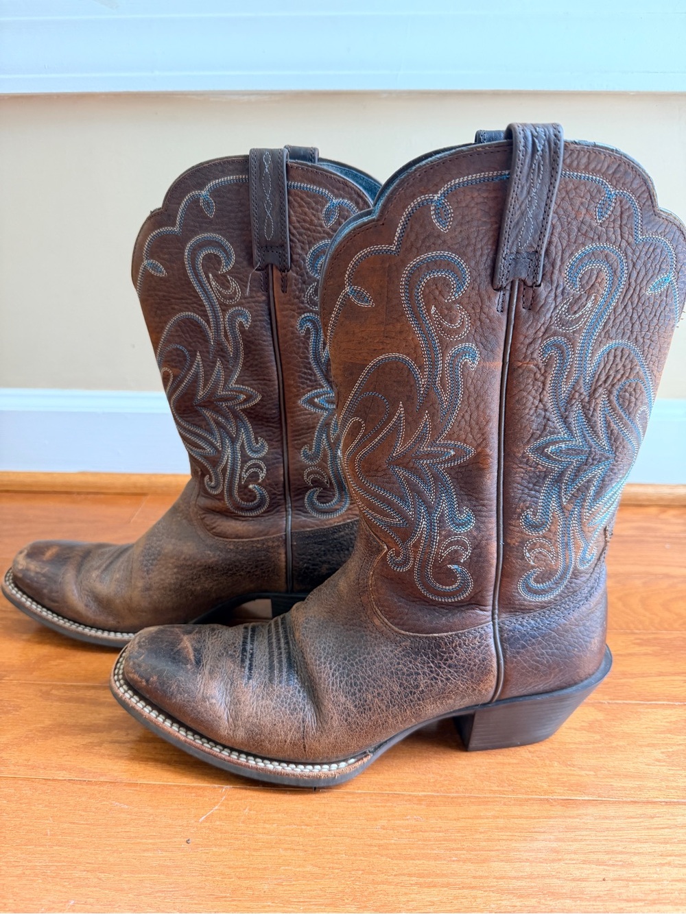 Ariat Teal and Brown Embroidered Leather Boot Interior Size 9.5
